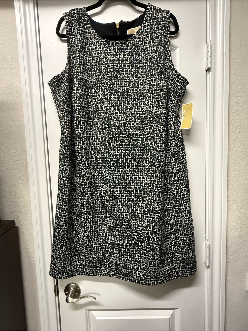 Michael Kors Black & White Sleeveless Dress NWT Size 2X